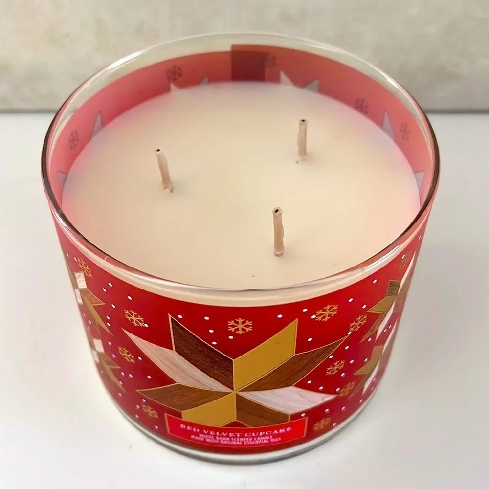 Bath & Body Works Red Velvet Cupcake Candle